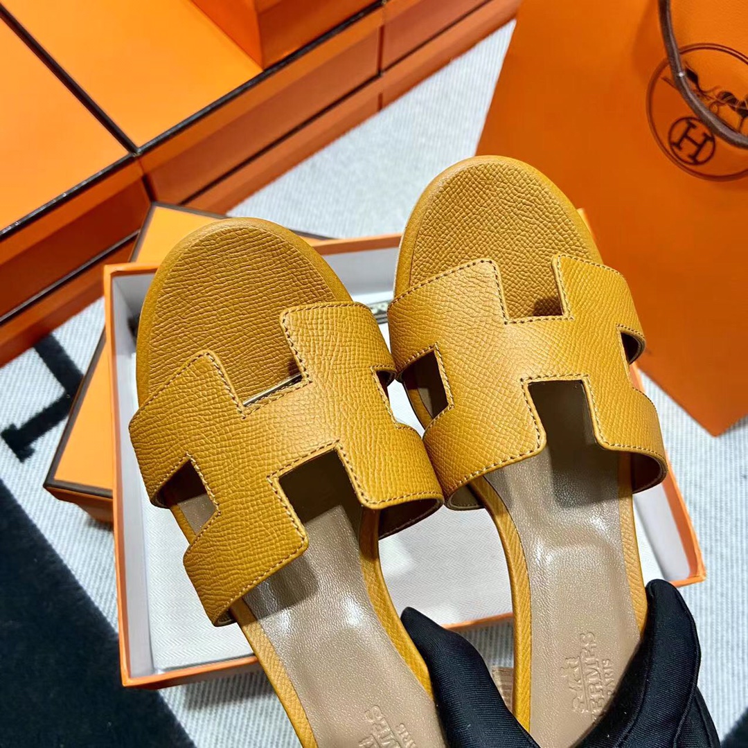 에르메스 올수공 오아시스 슬리퍼 샌들 앱송 64